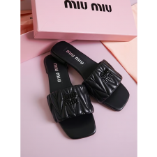 MIUMIU 미우미우 마테라쎄 나파 레더 슬라이드