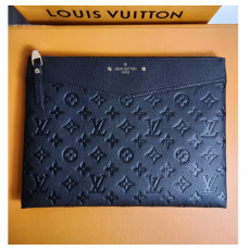 LOUIS VUITTON 루이비통 앙프랭땅 클러치백