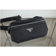 PRADA 프라다 리나일론 및 사피아노 가죽 벨트백