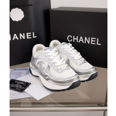 Chanel 샤넬 CC 로고 아플리케 패널 스니커즈