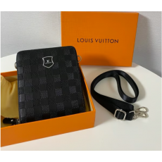 LOUIS VUITTON 루이비통 미니크로스