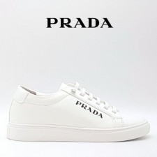 PRADA 프라다 SNEAKERS