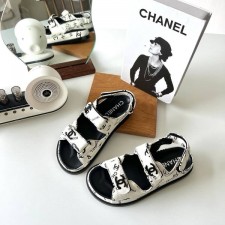 CHANEL 샤넬 까멜리아 벨크로 샌들