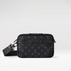 LOUIS VUITTON 루이비통 알파 메신저