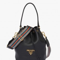 PRADA 프라다 비텔로 다이노 가죽 버킷백