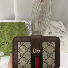 GUCCI 구찌 오디피아 GG 버튼 반(지)갑