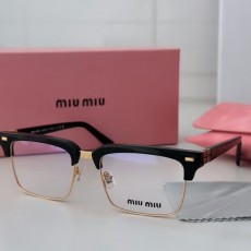 MIUMIU 미우미우 런웨이 아이웨어