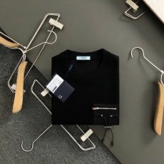 PRADA 프라다 지퍼포인트 라운드 울니트