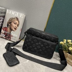 LOUIS VUITTON 루이비통 트리오 메신져