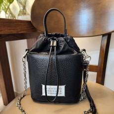 MM6 MAISON MARGIELA 메종 마르지엘라  마르지엘라 5AC 버킷백