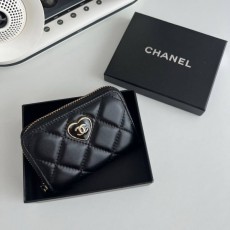 CHANEL 샤넬 하트 CC로고 지퍼 카드지갑