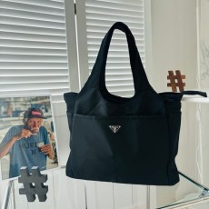 PRADA 프라다  나일론 쇼퍼백