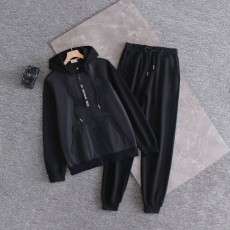 MONCLER 몽끌레어 블랙패치 로고 트레이닝 조거세트