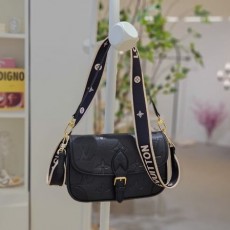 LOUIS VUITTON 루이비통 다이앤 사첼