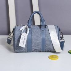 LOUIS VUITTON 루이비통 위캔드 키폴