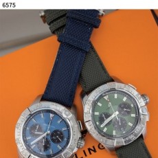 BREITLING 브라이틀링 어벤져 B01 크로노그래프