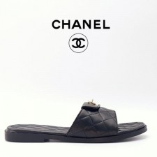 CHANEL 샤넬 CC LOGO SLIDE SLIPPER