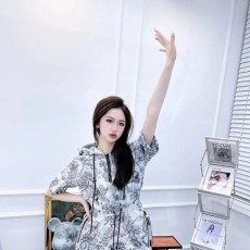 CHRISTIAN DIOR 크리스찬디올 후드원피스