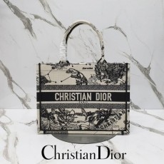 DIOR 디올 조디악 북 토트 미디엄 백