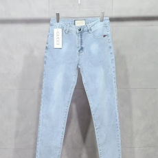 GUCCI 구찌 자가드포켓 연청 청바지