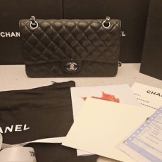 CHANEL 샤넬 클래식 미듐 캐비어