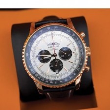 BREITLING 브라이틀링 내비타이머 B01 크로노그래프