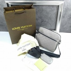 LOUIS VUITTON 루이비통 M46603 트리오 메신저