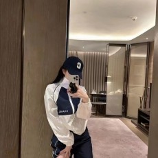 CHANEL 샤넬 바람막이반바지셋트