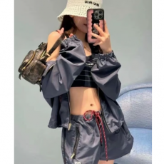 MIUMIU 미우미우 후드반바지 세트