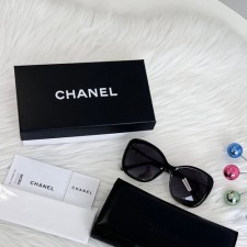 CHANEL 샤넬 진주 제니 썬글라스