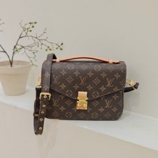 LOUIS VUITTON 루이비통 포쉐트 메티스