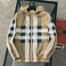 시그니처 체크 바람막이 (수입)