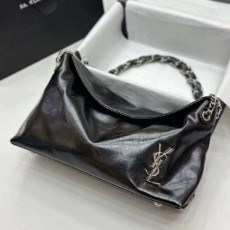 생** 24SS YSL 모노그램 로고 펜던트 페이던트 레더 숄더백 블랙 ?고급?