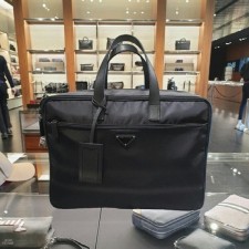 프** 리프케이스 리나일론 사피아노 Re-Nylon and Saffiano leather briefcase