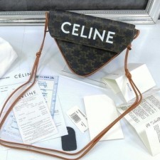 셀** 트라이앵글백 트리오페 캔버스 TRIANGLE BAG IN TRIOMPHE CANVAS