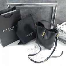 YSL 입생로랑 37 레더 버킷 백