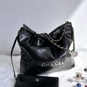 CHANEL 샤넬  22백 스몰 블랙 은장