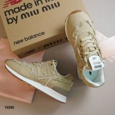 MIUMIU X NEW BALANCE 미우미우X뉴발란스 데님 콜로니얼 베이지