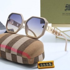 BURBERRY 버버리 옆 마크