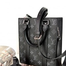 LOUIS VUITTON 루이비통  삭플라  모노그램 이클립스 풀박