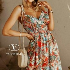 VALENTINO 발렌티노 페이즐끈나시OPS