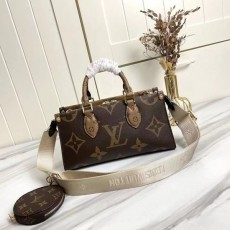 LOUIS VUITTON 루이비통  이스트 온더고