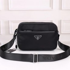 PRADA 프라다 나일론 크로스 바디백