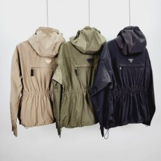 PRADA 프라다 빽 포켓 바람막이 점퍼