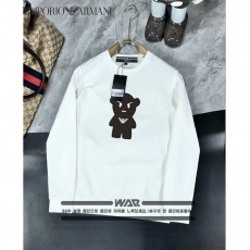 EMPORIO ARMANI 엠프리오아르마니 블랙 곰돌이 밍크양기모 티셔츠