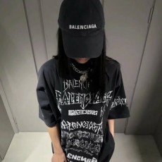 BALENCIAGA 발렌시아가 멀티 그래피티 로고 티셔츠