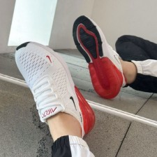 나** Air Max 270 유니버시티레드